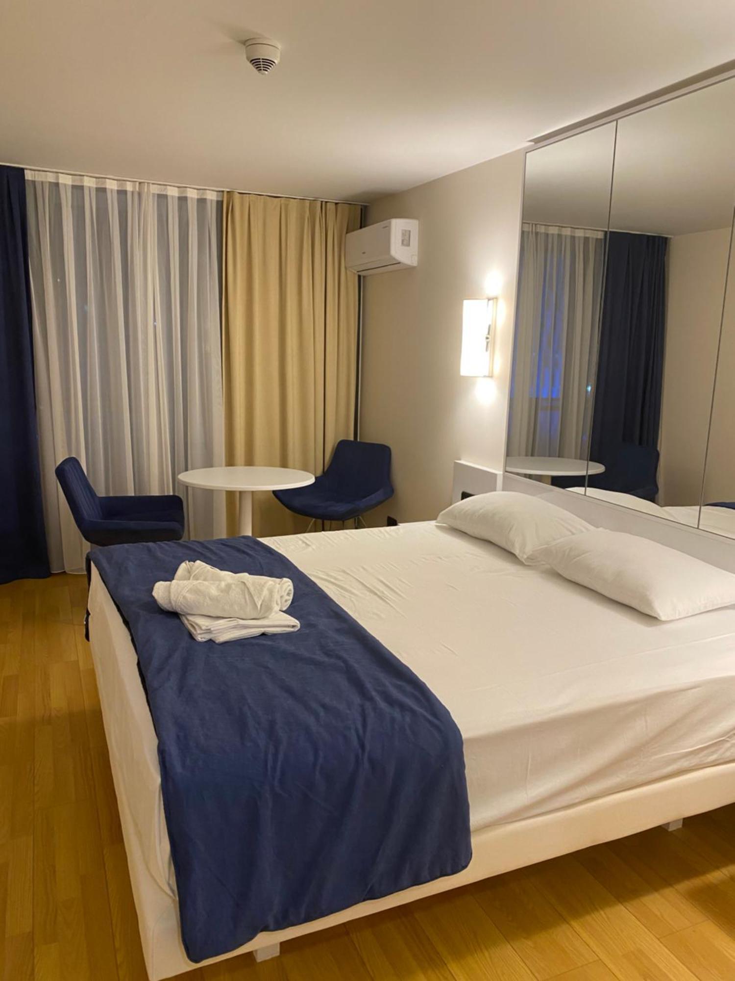 Апартаменты-студио Batumi Orbi Экстерьер фото